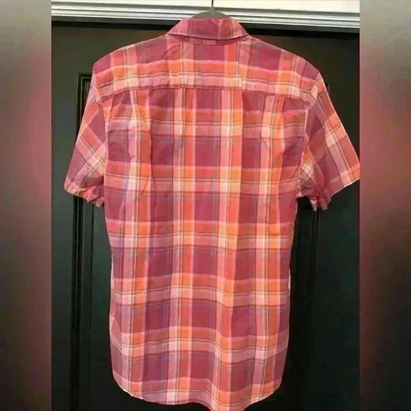 NEW GAP‎ Men’s SS Button Down- Size Medium - Picture 1 of 5